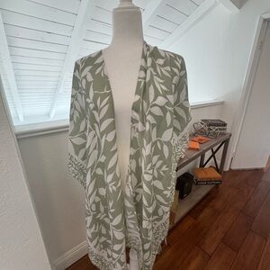 Do Everything in Love Green Leaf Pattern Swim Coverup